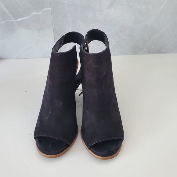 Steve Madden heels - Picture 2 of 3